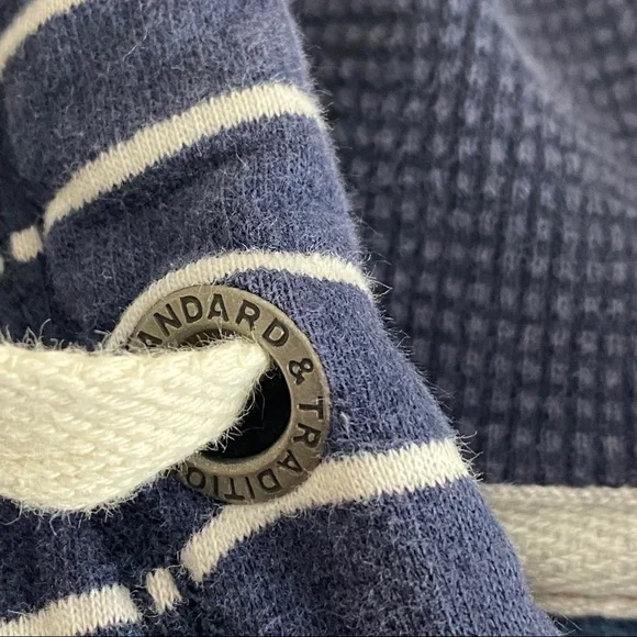 AMERICAN EAGLE OUTFITTERS STRIPPED HOODIE - Picture 3 of 12